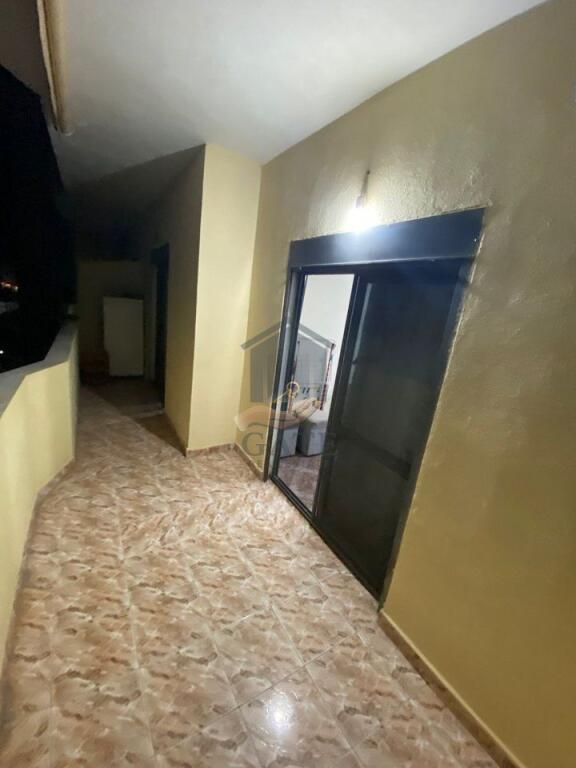 Appartamento 2+1 con 2 bagni e 2 balconi in vendita nella zona di Golem, vicino all'Hotel Murrizi 2.