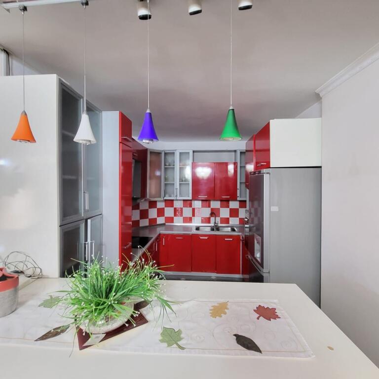 🏡 Appartamento 3+1 in Affitto – Comune di Parigi