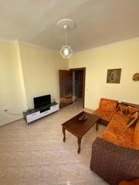 Appartamento 1+1 in affitto – Zona della Spiaggia, Rrota e Kuqe