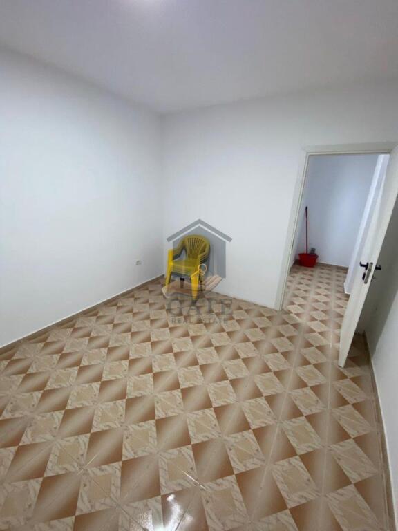 Vendesi in vendita 2+1+2 a Golem – Vicino all'Hotel Murrizi 2