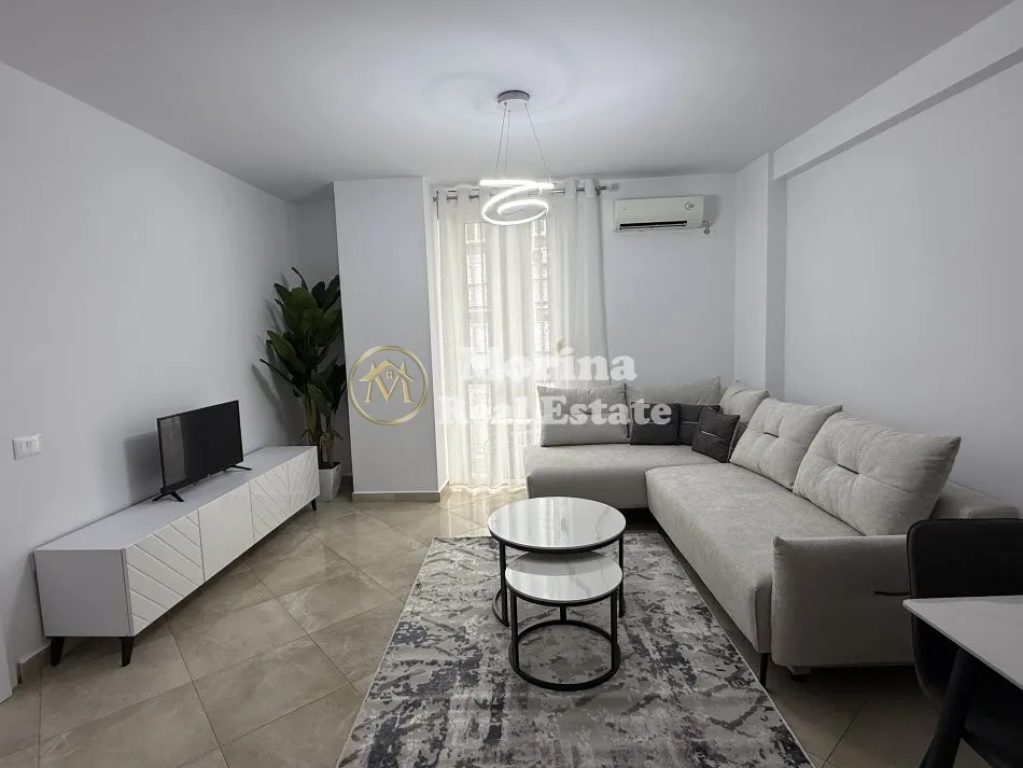 Affitto, Appartamento 2+1, Via:"Barrikadave", vicino al Centro, 1000 euro/mese