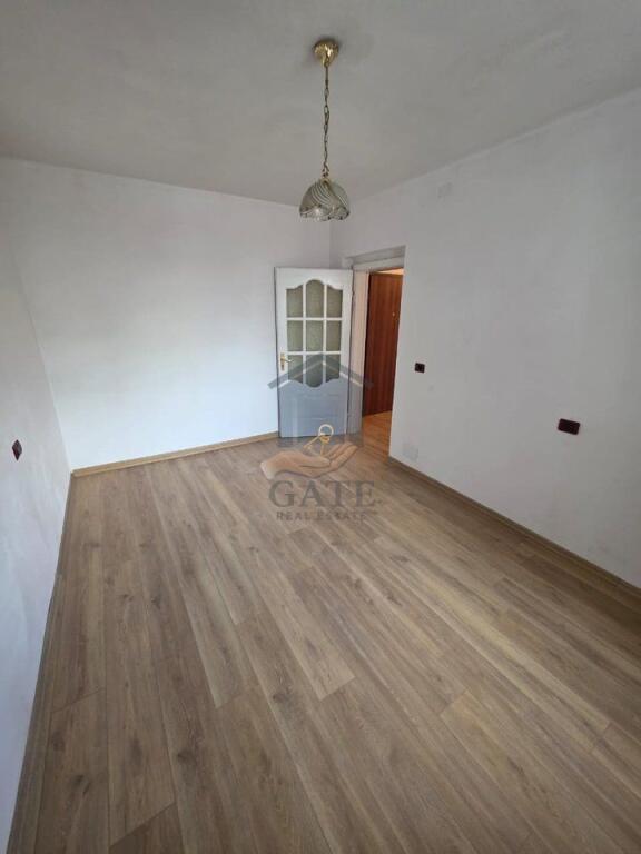 In vendita, appartamento 2+1, presso l'ex distretto di polizia, Durazzo!