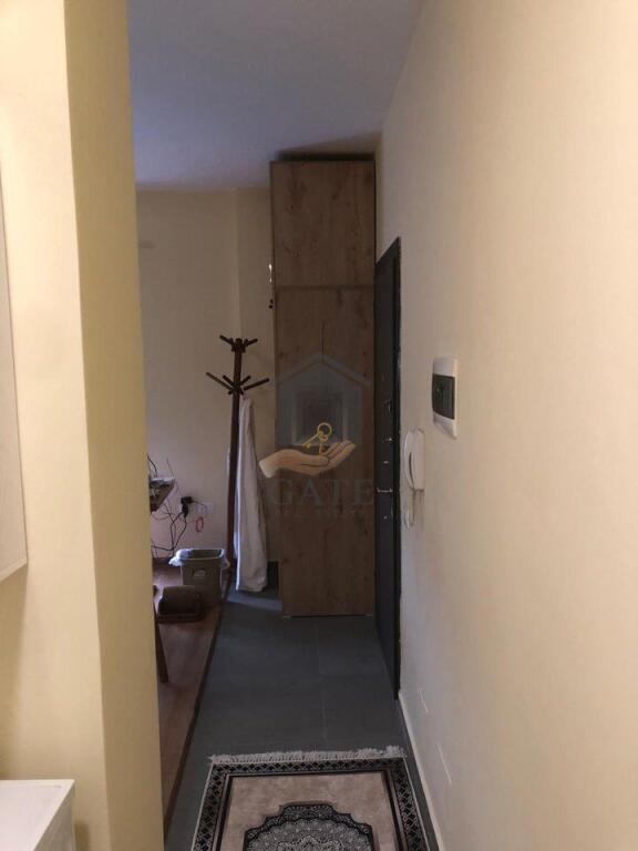 Vendesi in vendita 1+1 vicino all'Ospedale – Terzo piano