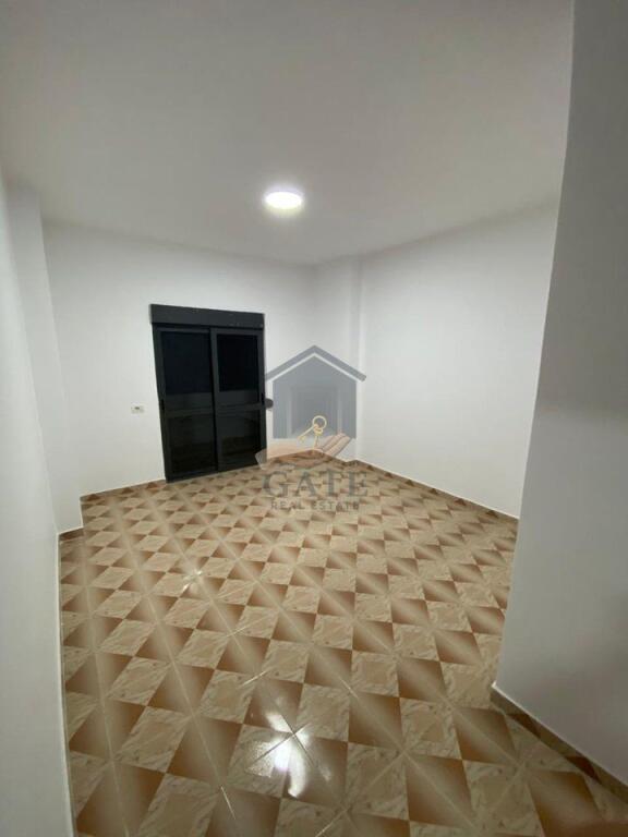 Vendesi in vendita 2+1+2 a Golem – Vicino all'Hotel Murrizi 2