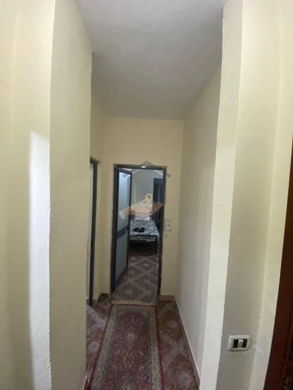 Appartamento 2+1 con 2 bagni e 2 balconi in vendita nella zona di Golem, vicino all'Hotel Murrizi 2.