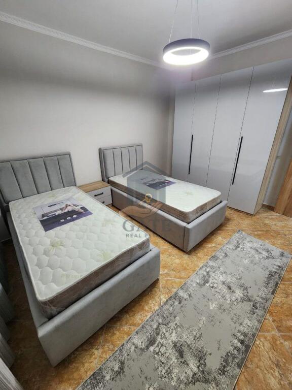 Shitet, Apartament 2+1, Plazh Hekurudha, Durres!