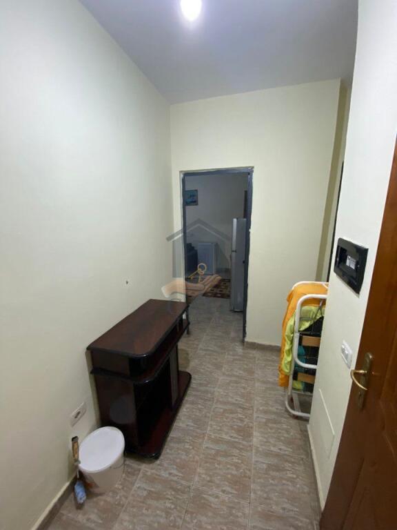 Appartamento 2+1 con 2 bagni e 2 balconi in vendita nella zona di Golem, vicino all'Hotel Murrizi 2.