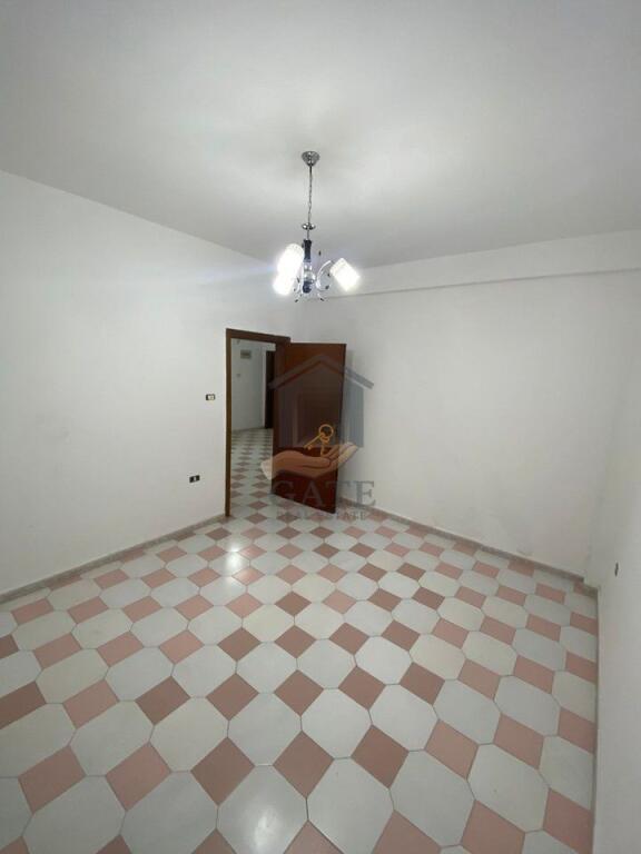 Appartamento 2+1 in vendita nel Quartiere 18, Durrës