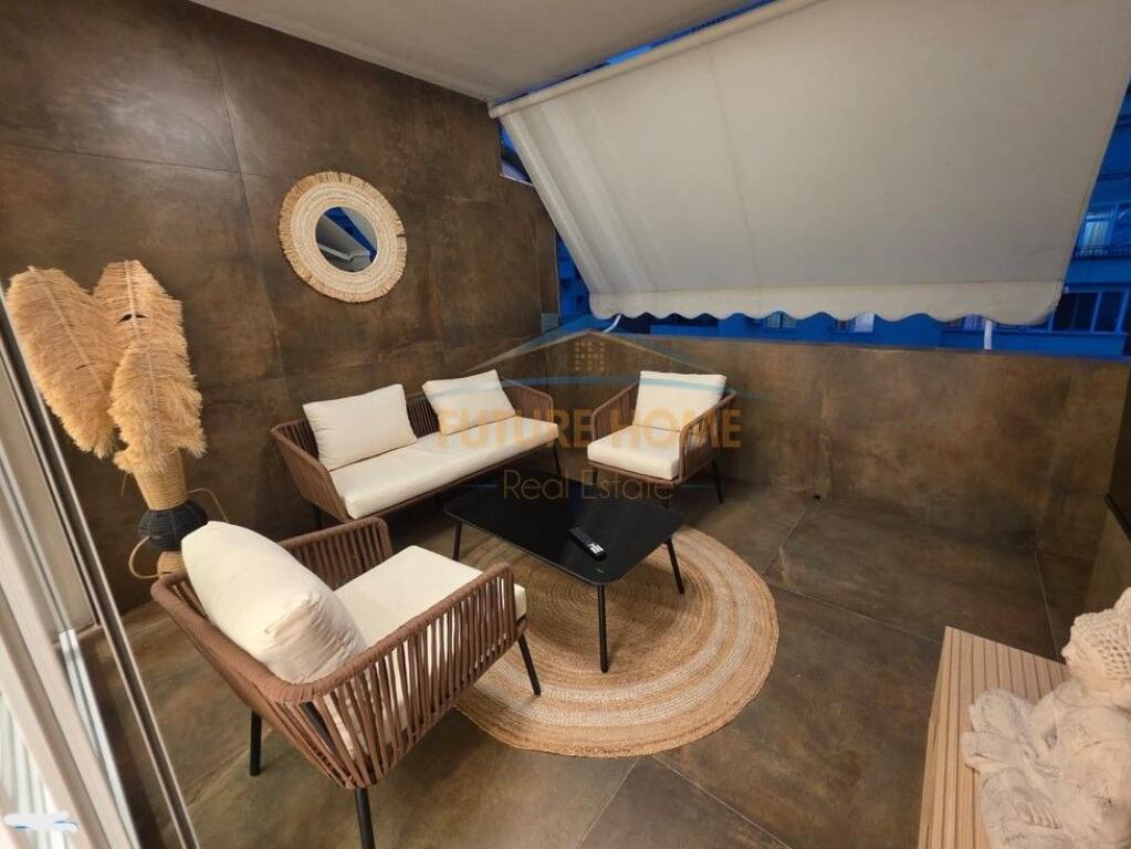 VENDESI APPARTAMENTO 2+1+2 PRESSO L'EX ESPOSIZIONE