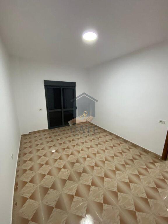 Vendesi in vendita 2+1+2 a Golem – Vicino all'Hotel Murrizi 2