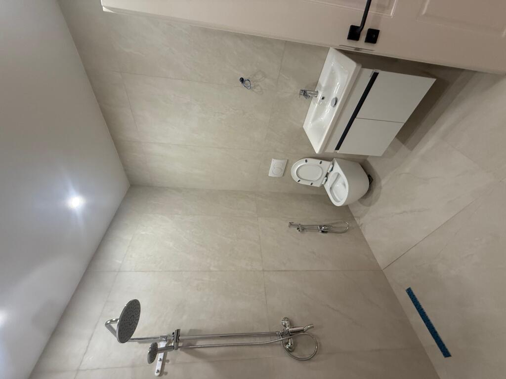 Astir, prane Farar shitet apartament 1+1 , 65 m2, 85 milion