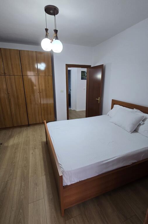 Posizione posizione! Appartamento con 2 camere da letto - Stadio Dinamo, Tirana