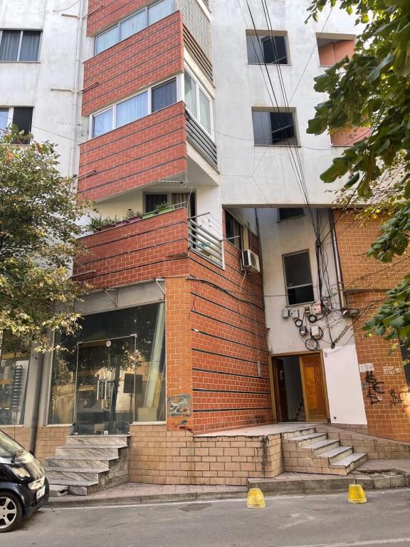 Appartamento 2+1, Irfan Tomini!