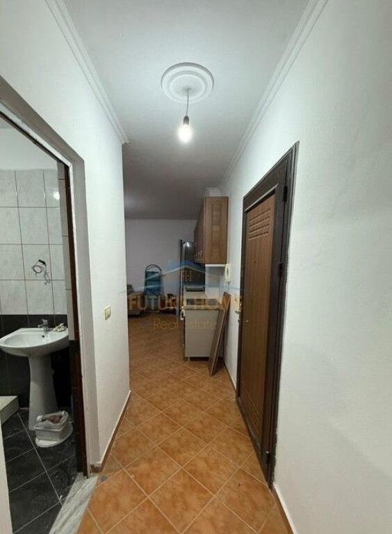 Appartamento 1+1, in Affitto, Kombinat