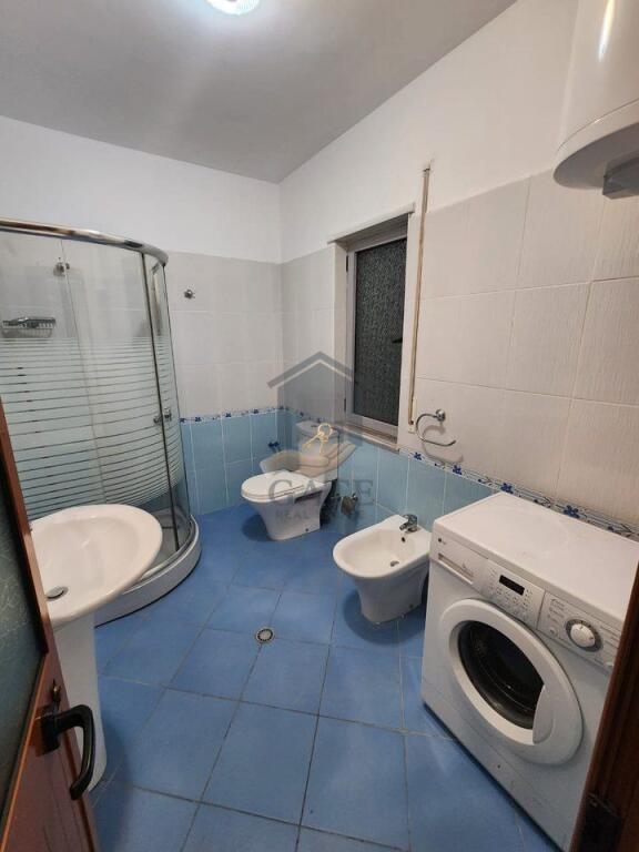 Shitet, Apartament 2+1, Plazh Hekurudha, Durres!
