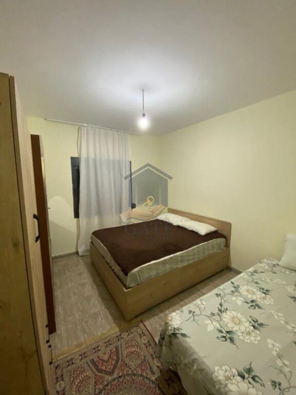 Appartamento 2+1 con 2 bagni e 2 balconi in vendita nella zona di Golem, vicino all'Hotel Murrizi 2.