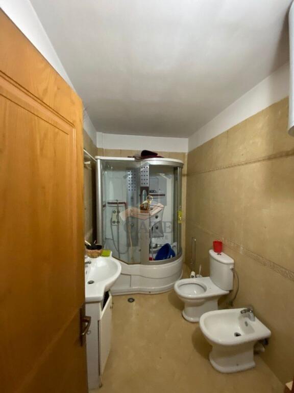 Super appartamento in vendita a Ish-Rajoni – Palazzina nuova, con ascensore e amministrazione 24/7