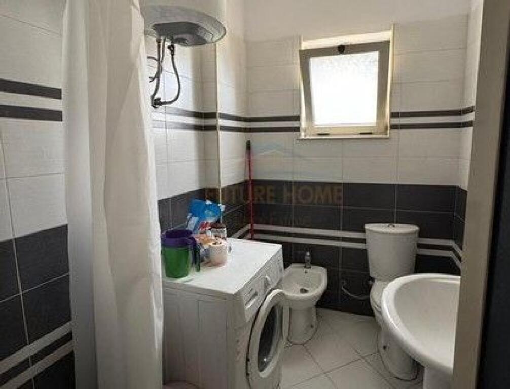 Qera , Apartament 1+1 , Rruga Mine Peza , Tiranë.