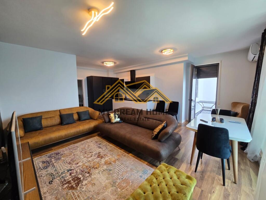 Apartament Lux per qira tek 27-katëshi në Vollga, Durrës