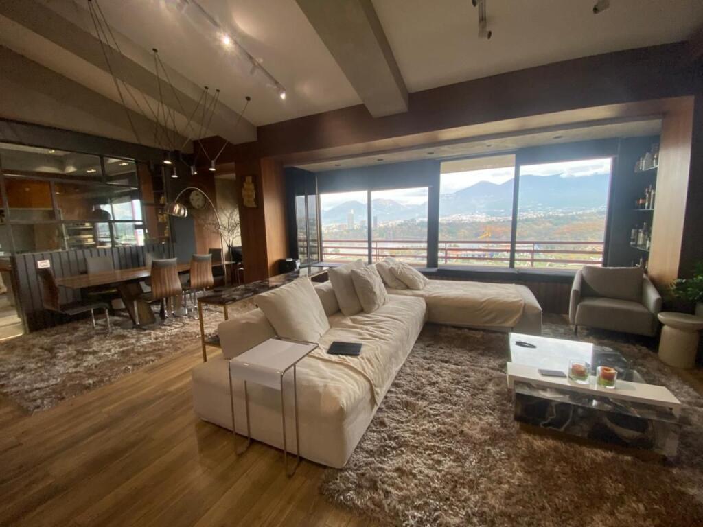 Jepet me qera Penthouse 3+2+parking liqeni That 1699 eu