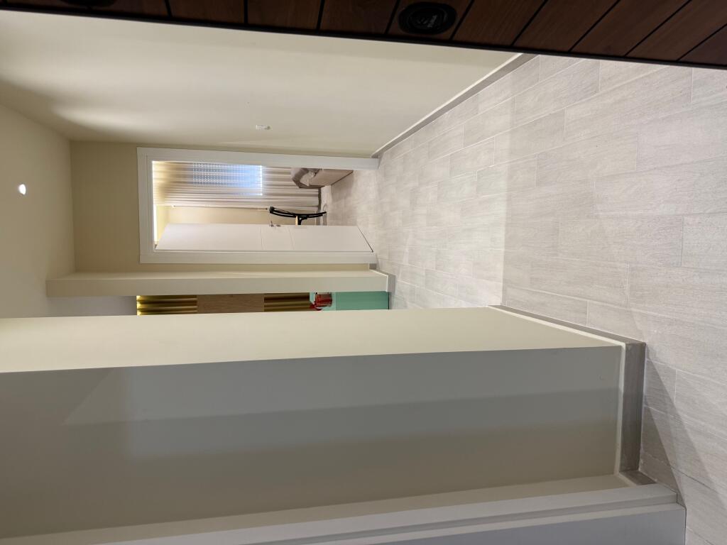 Jepet me Qira – Apartament 1+1 te “5 Maji