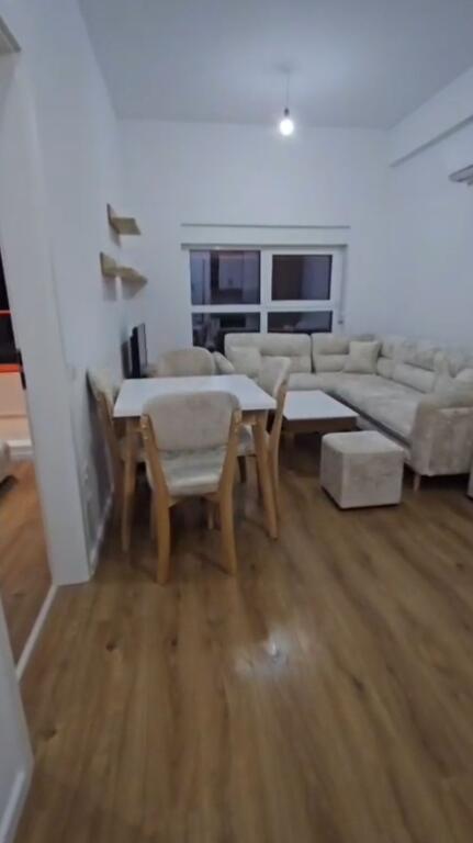 Jepet apartament me qira 1+1 Kompleks 2025