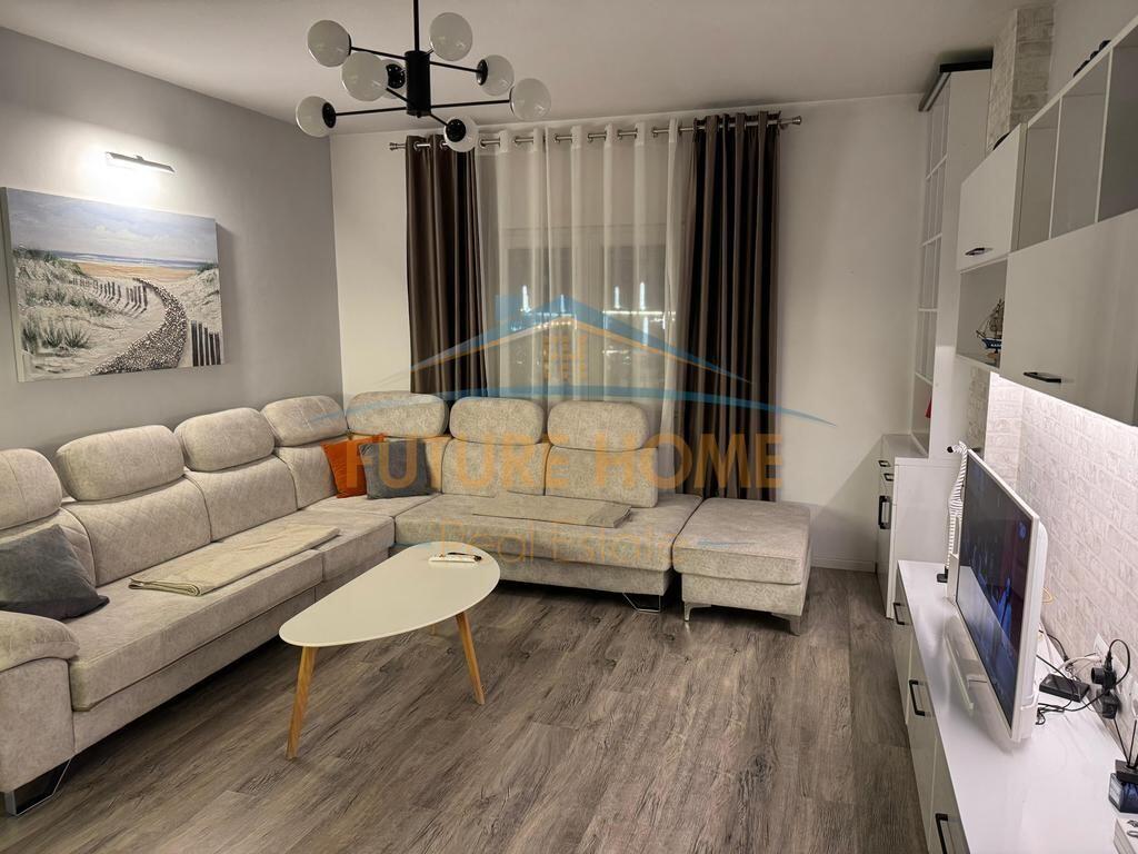 Qira, Apartament 2+1, Stacioni i Trenit