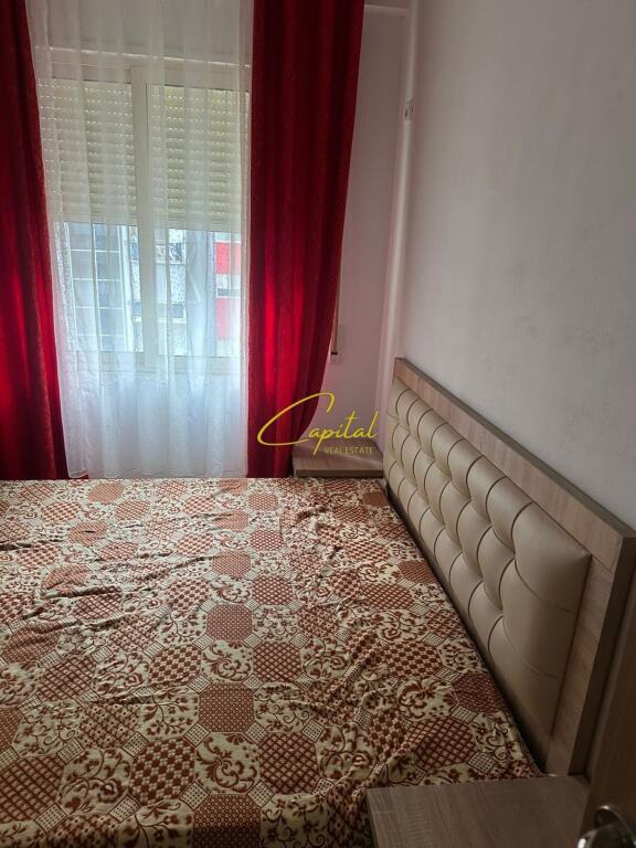 APARTAMENT ME QERA 1+1 KOMPLEKSI GOLDEN PARK 50.000 LEKE