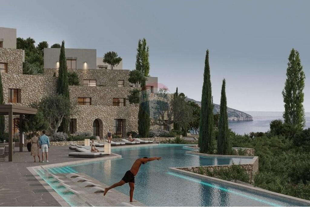 Apartament - Për Shitje - Dhërmi, Vlorë