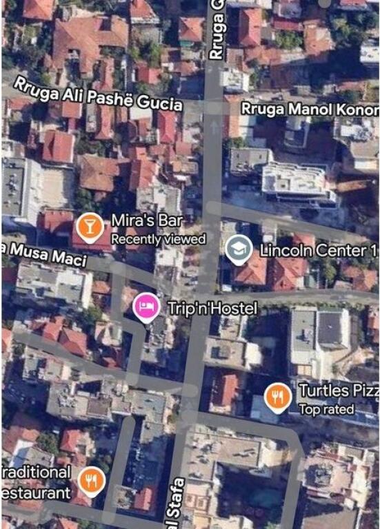 AMBIENT KOMERCIAL PER SHITJE NE ZONEN E PAZARIT TE RI