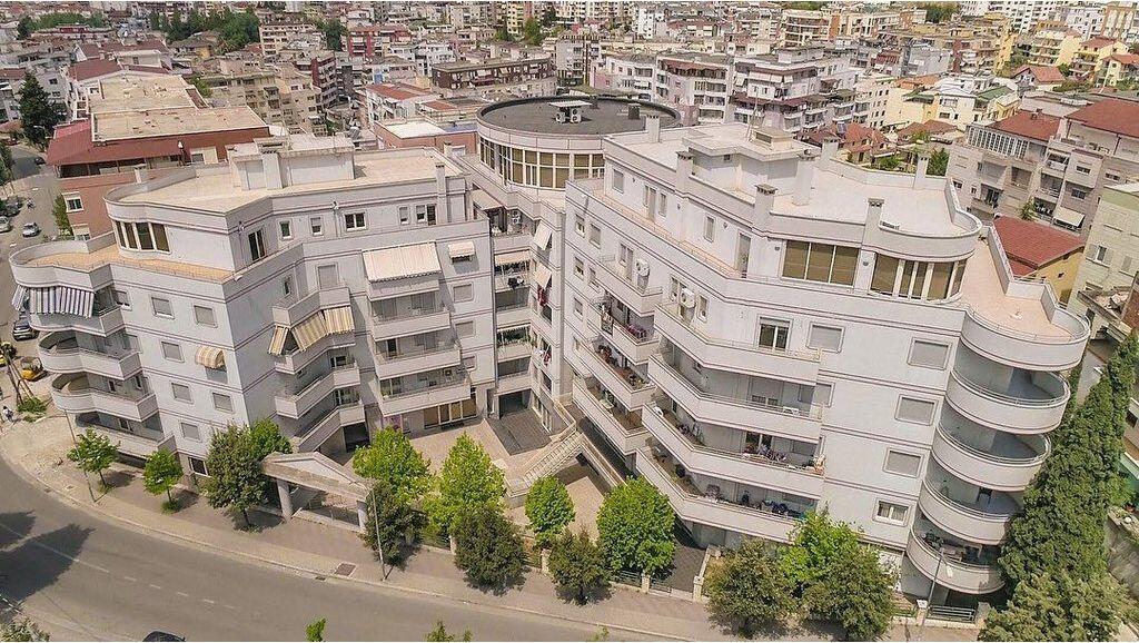 FRESK – SALE | Service Unit 303 m², Ground Floor