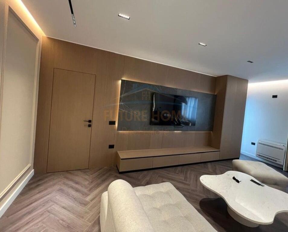 Vendesi in vendita 2+1, Via Elbasanit, Tirana