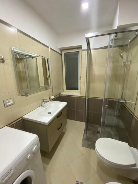 Jepet Apartament me qera