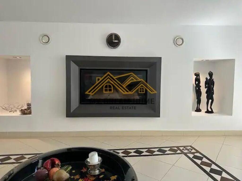 SHITET VILE 4 KATESHE NE QENDER TE DURRESIT PRANE GJYKATES !