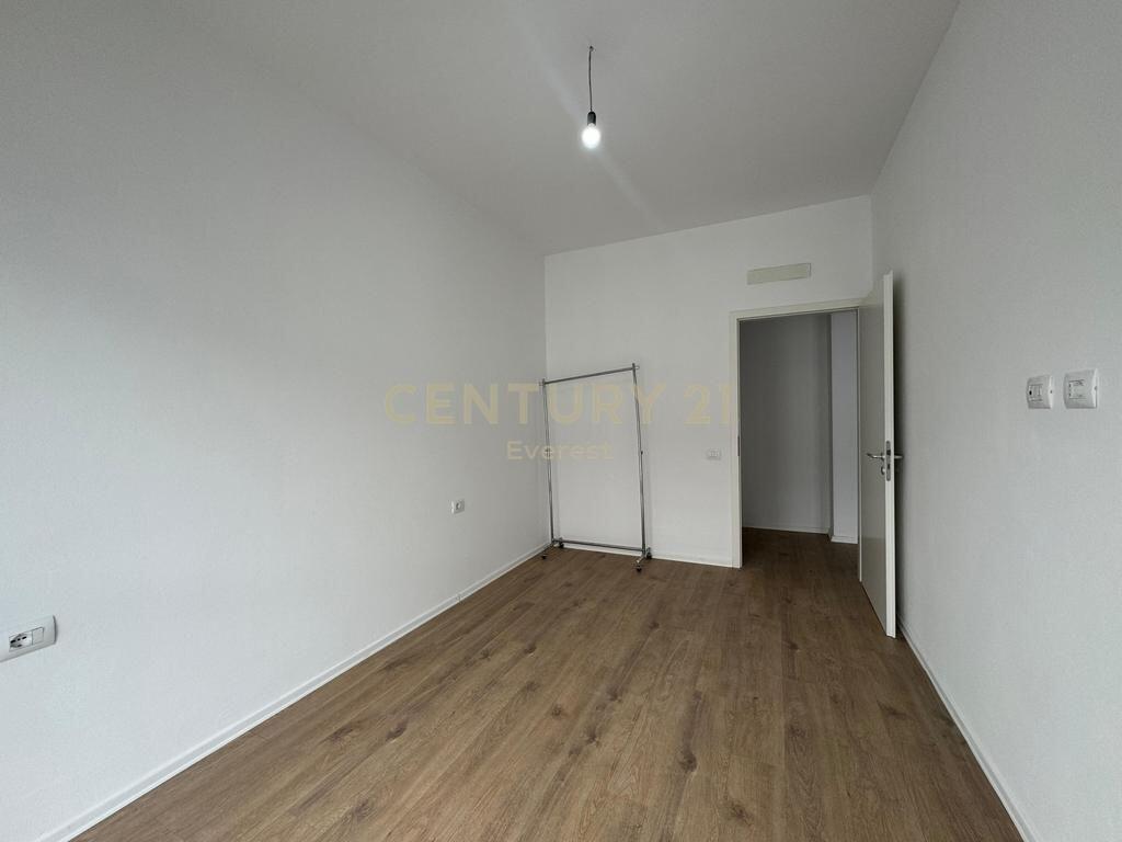 SIRI KODRA, APPARTAMENTO 1+1+POSTO AUTO IN AFFITTO