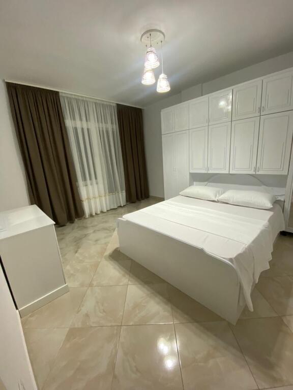 Apartament 1+1 me qira ne Laprake!