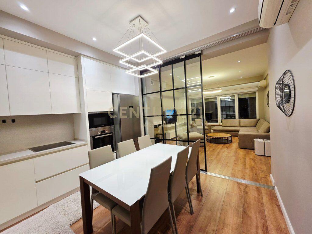 SHITET VILË E BASHKËNGJITUR ME OBORR – KODRA E DIELLIT 1