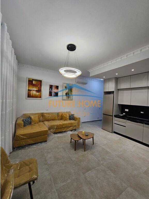 Qera, Apartament 2+1, Qendër, Tiranë .