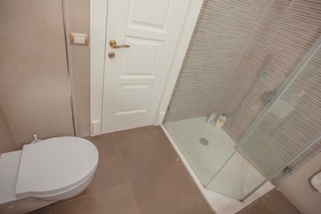 Kopshti Zoologjik, Apartament per Qira!