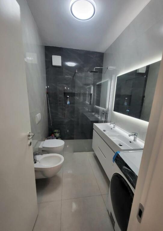 Affittasi appartamento 2+1 dietro 9 piani!