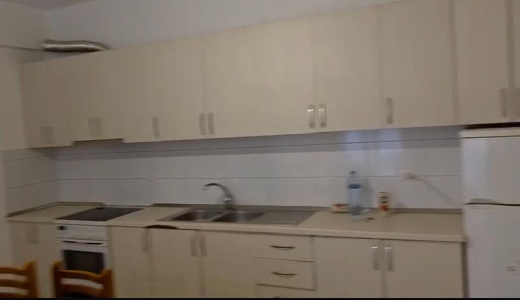 Apartament me qera 2+1 në Astir pranë Santanës!