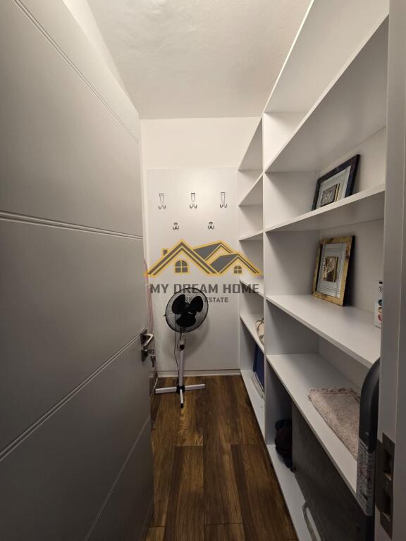 Apartament Lux per qira tek 27-katëshi në Vollga, Durrës