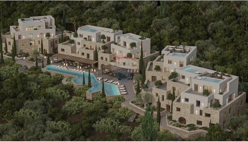 Apartament - Për Shitje - Dhërmi, Vlorë