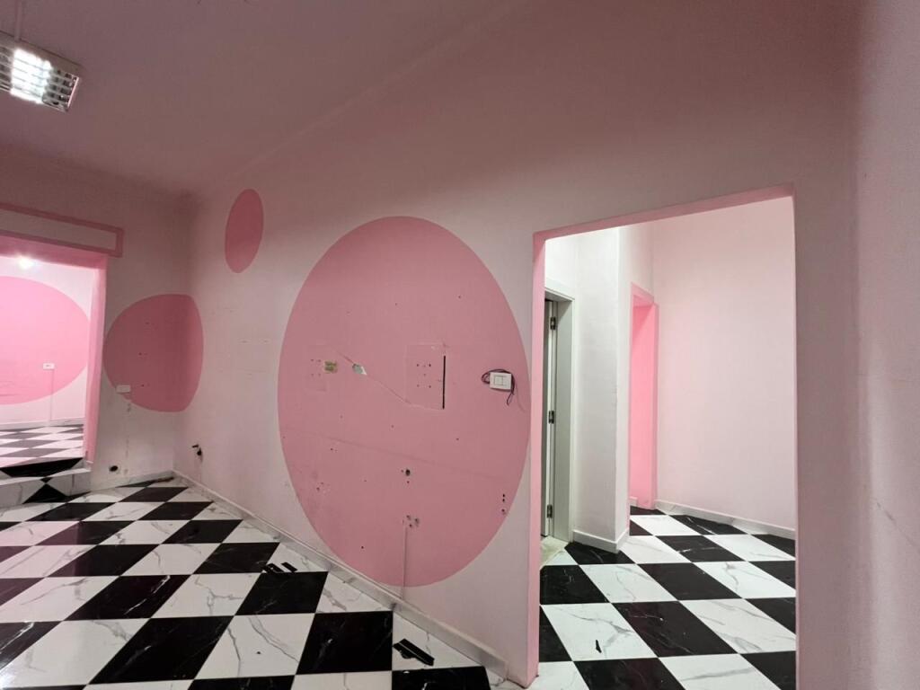 Bllok, negozio in affitto, Via Ibrahim Rugova!
