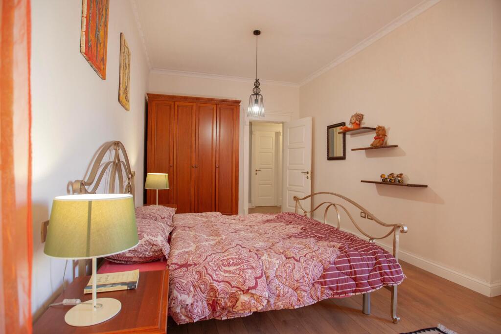 Kopshti Zoologjik, Apartament per Qira!