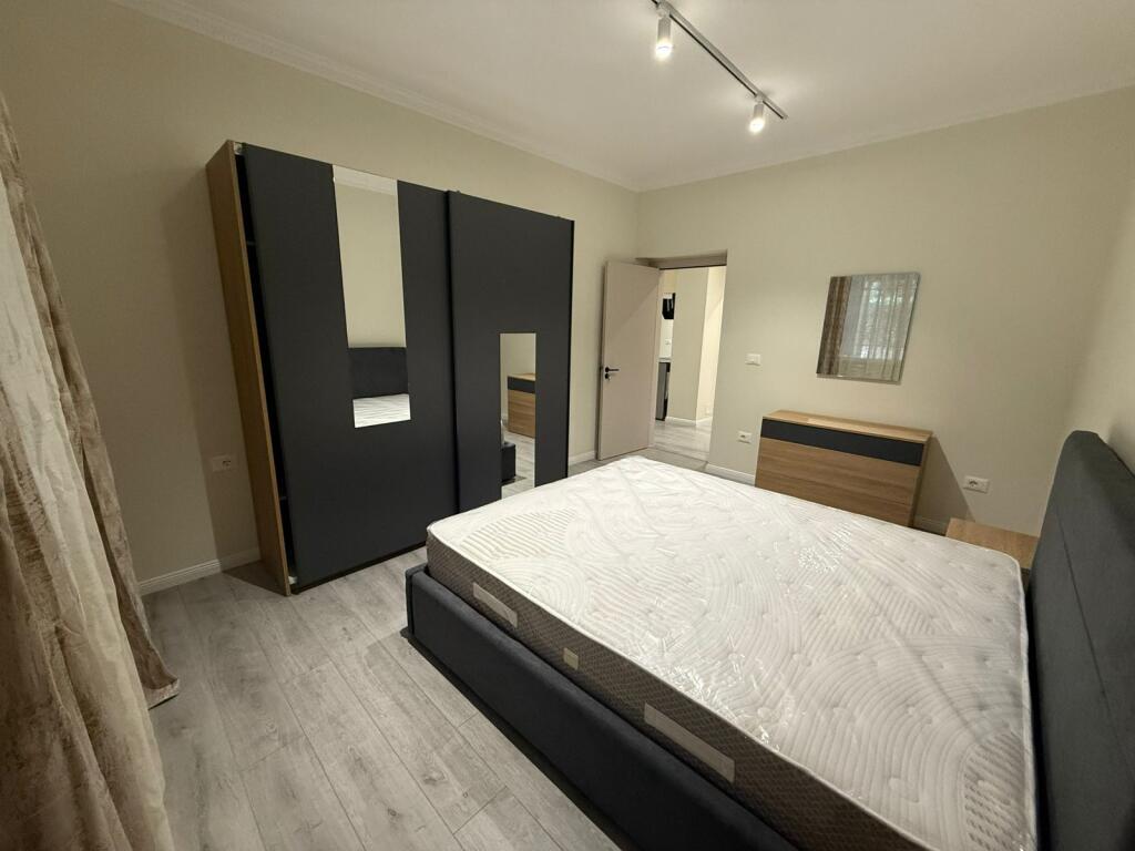 🏡 Apartament me Qira – Bllok, Rruga “Lidhja e Prizrenit” (Pranë Gardës)