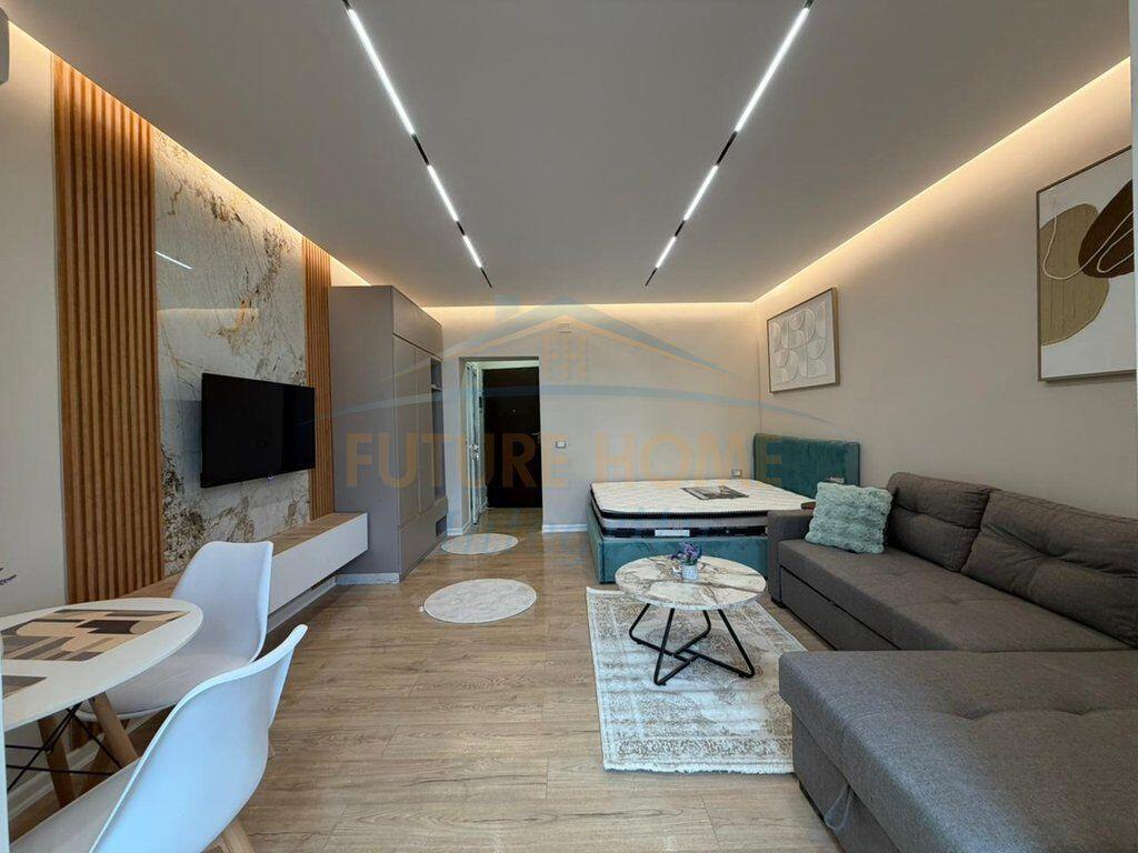 For sale, Studio apartment, Barrikadave Street, Tirana.