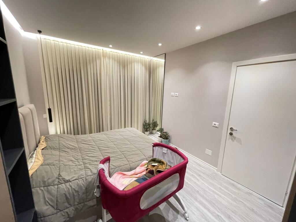 🏡✨ Super Apartament me Qera – 2+1+2  📍 Adresa: Rruga e Dibrës 💶 Çmimi: 850 € / muaj