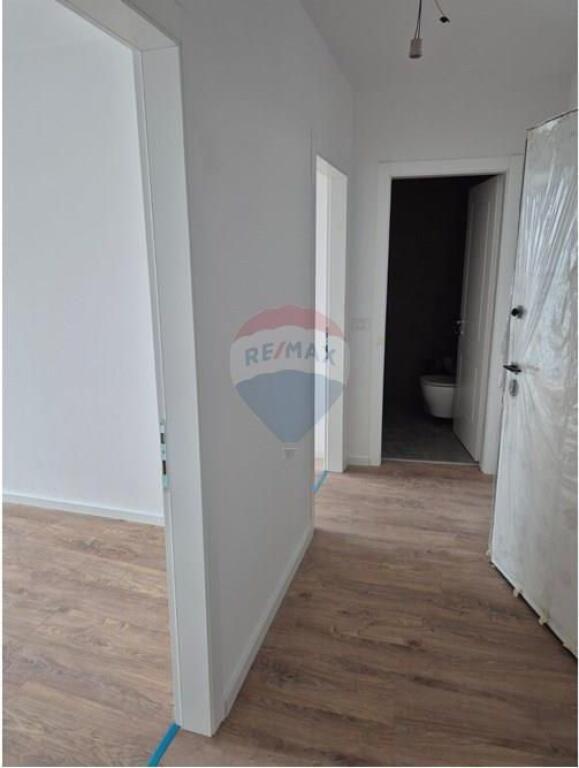 Zyre per qera te....LAKE--- VIEW...TIRANE