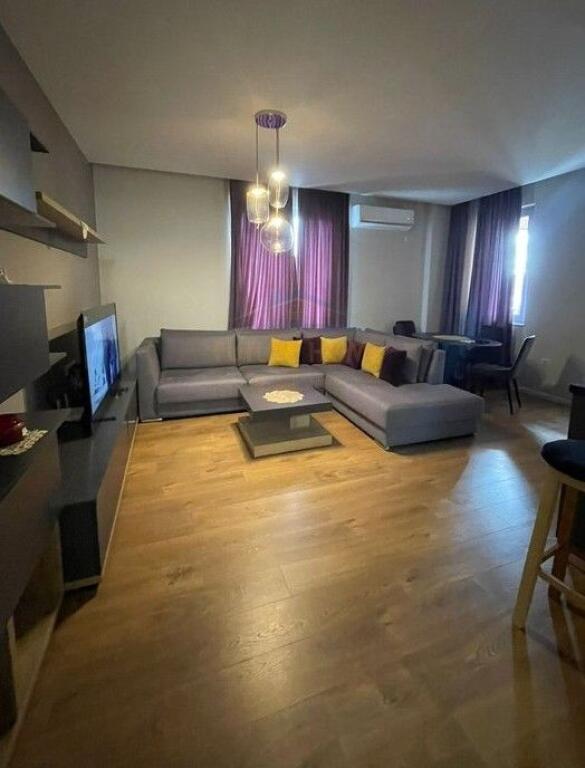 Apartament 2+1+2, Rruga Bardhyl, Tiranë.